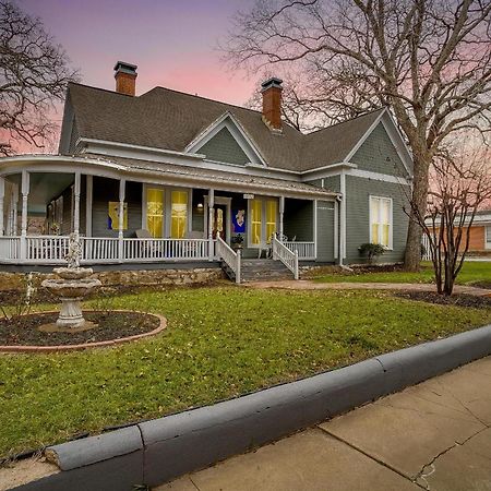 The Gallery House Boutique Hotel Stephenville Esterno foto