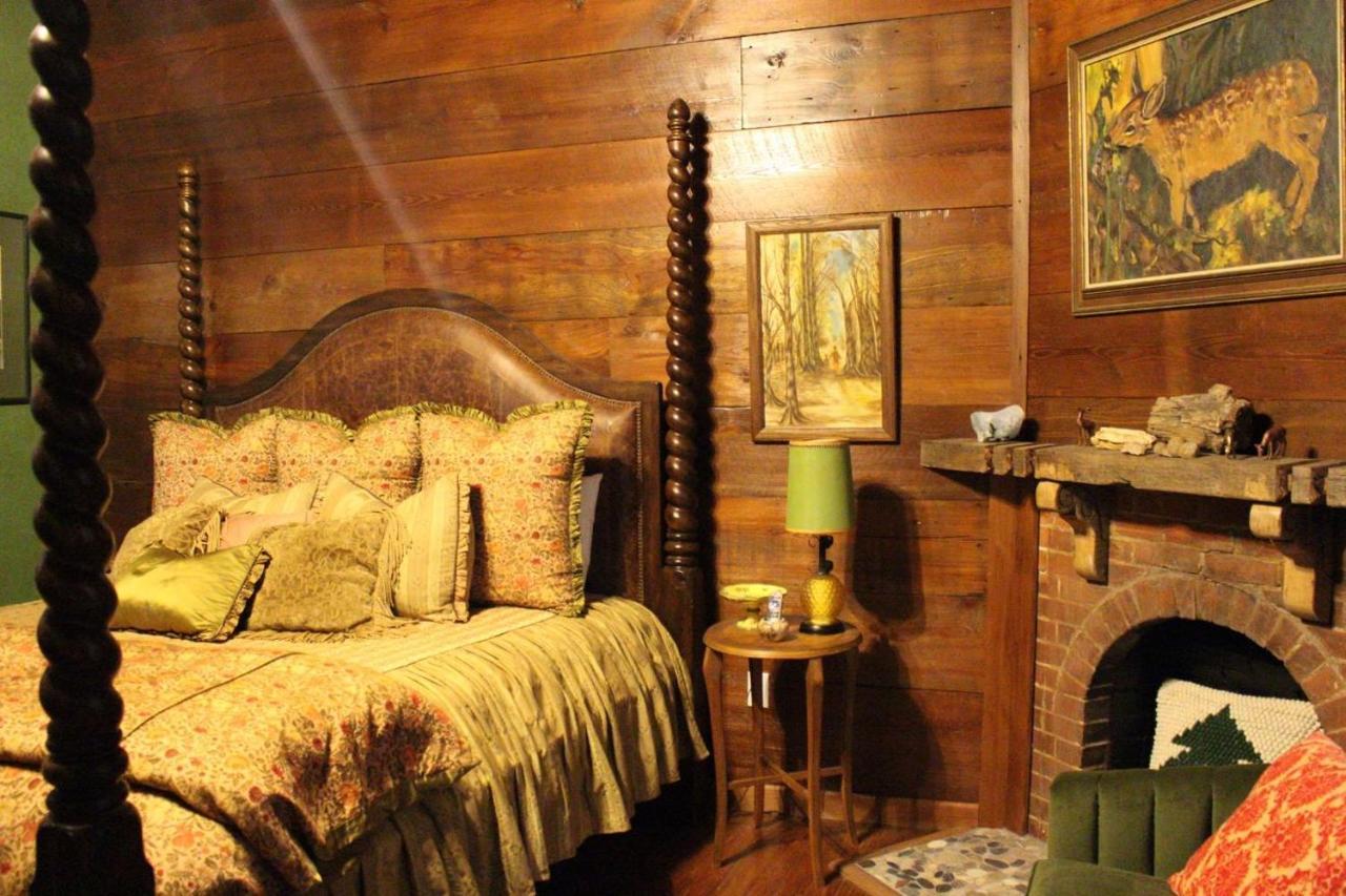 The Gallery House Boutique Hotel Stephenville Esterno foto