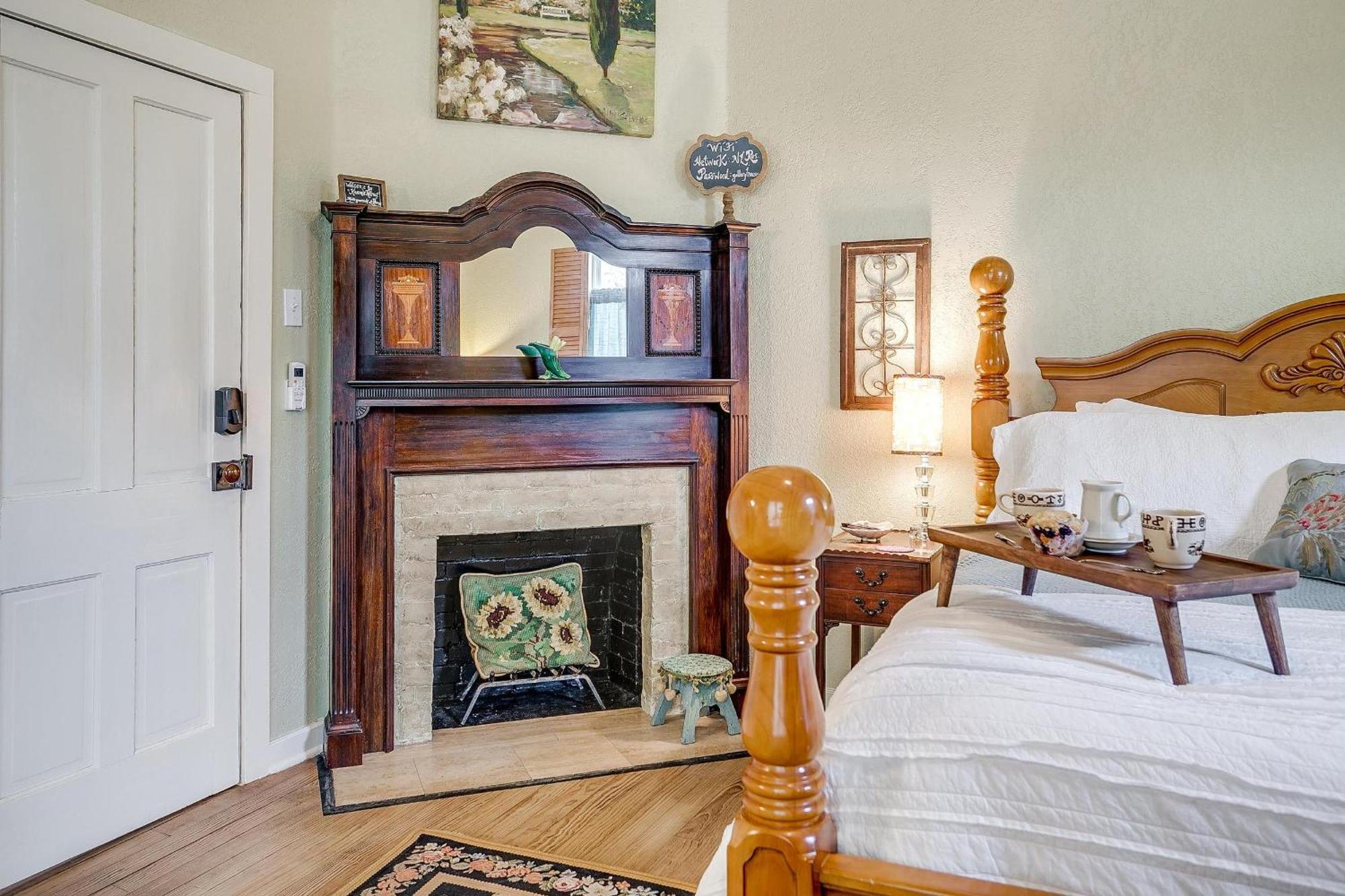 The Gallery House Boutique Hotel Stephenville Esterno foto