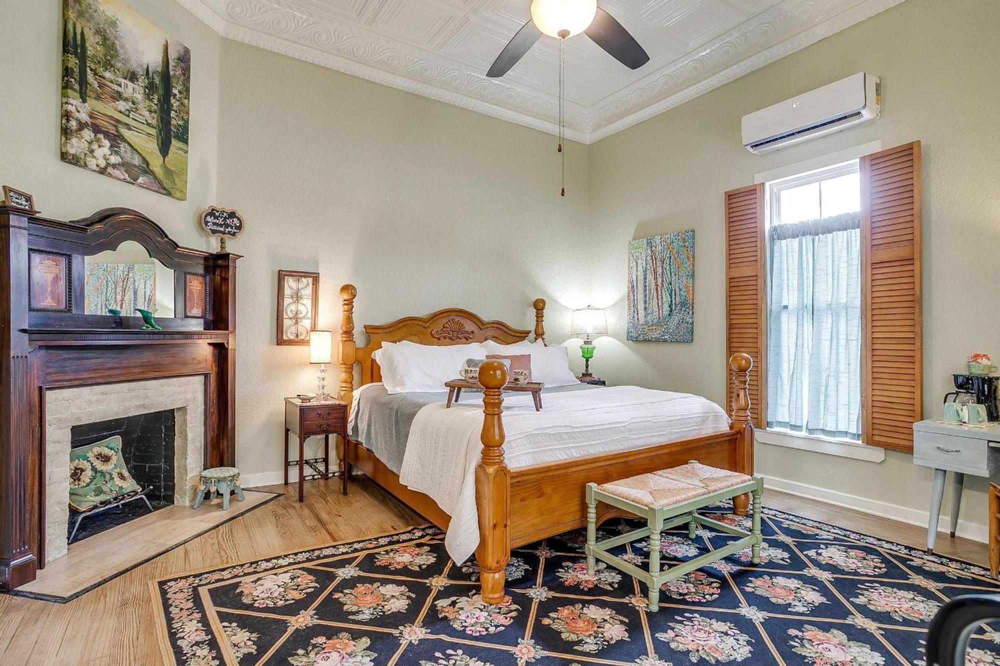The Gallery House Boutique Hotel Stephenville Esterno foto