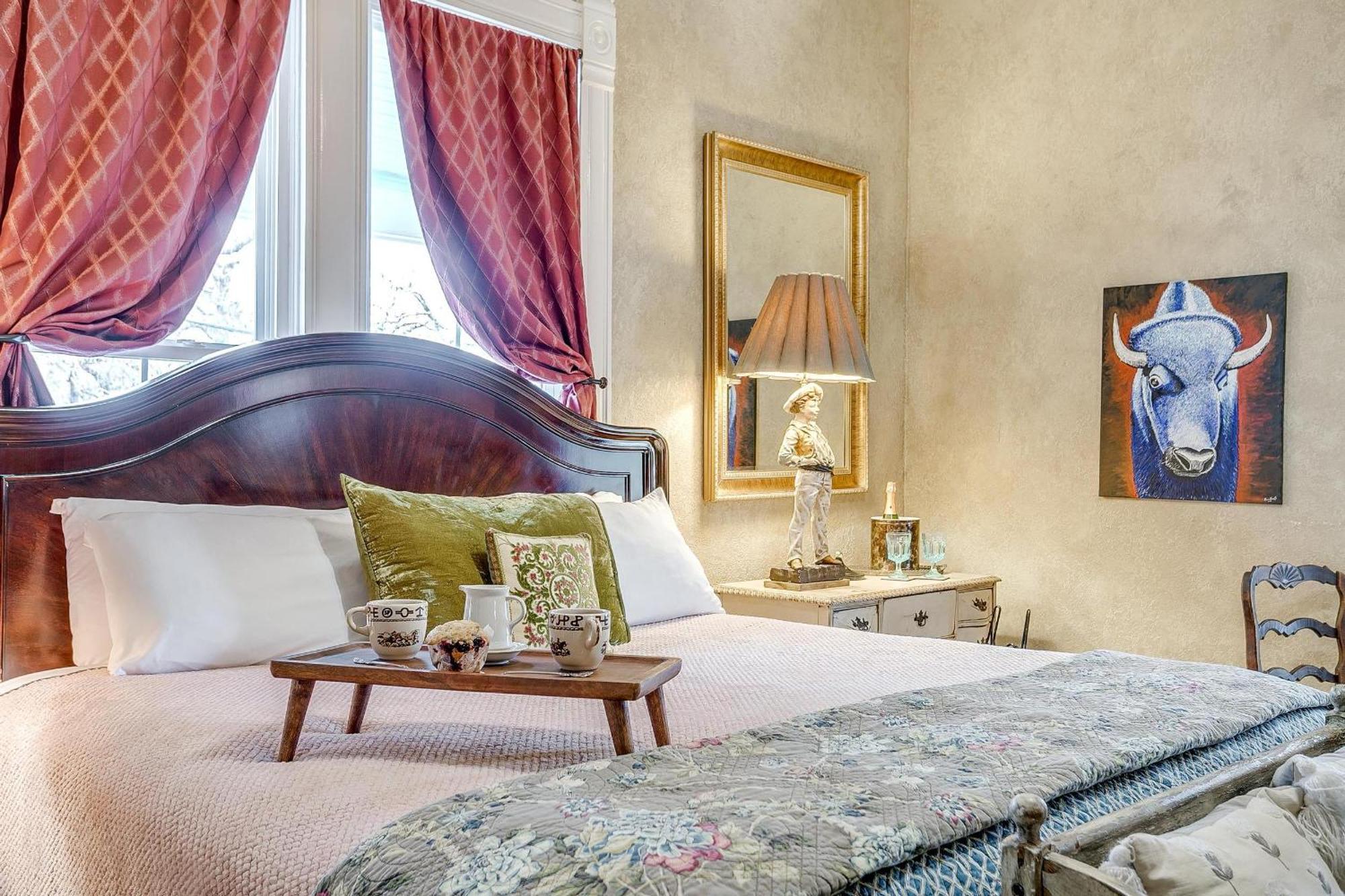 The Gallery House Boutique Hotel Stephenville Esterno foto