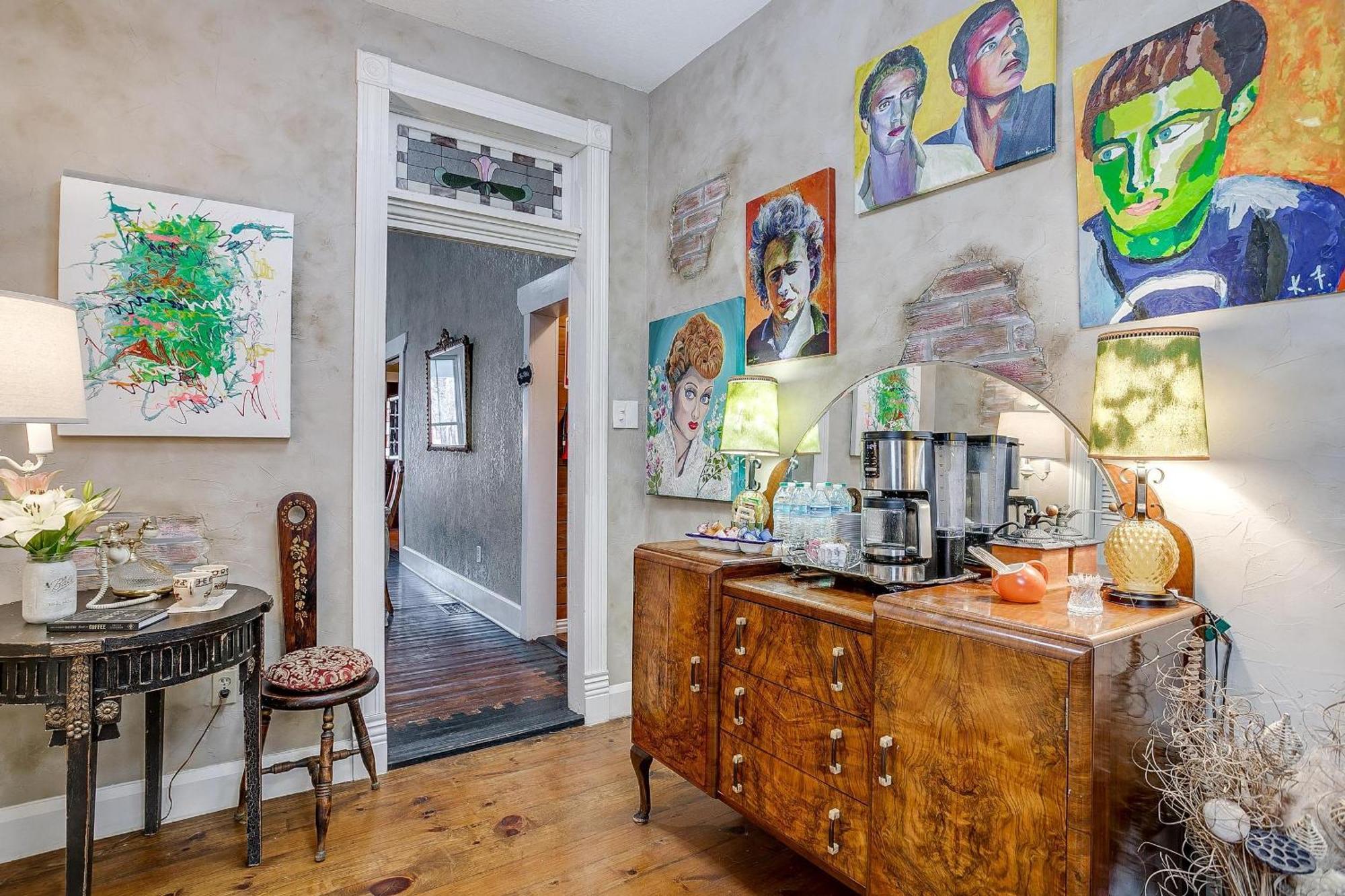 The Gallery House Boutique Hotel Stephenville Esterno foto